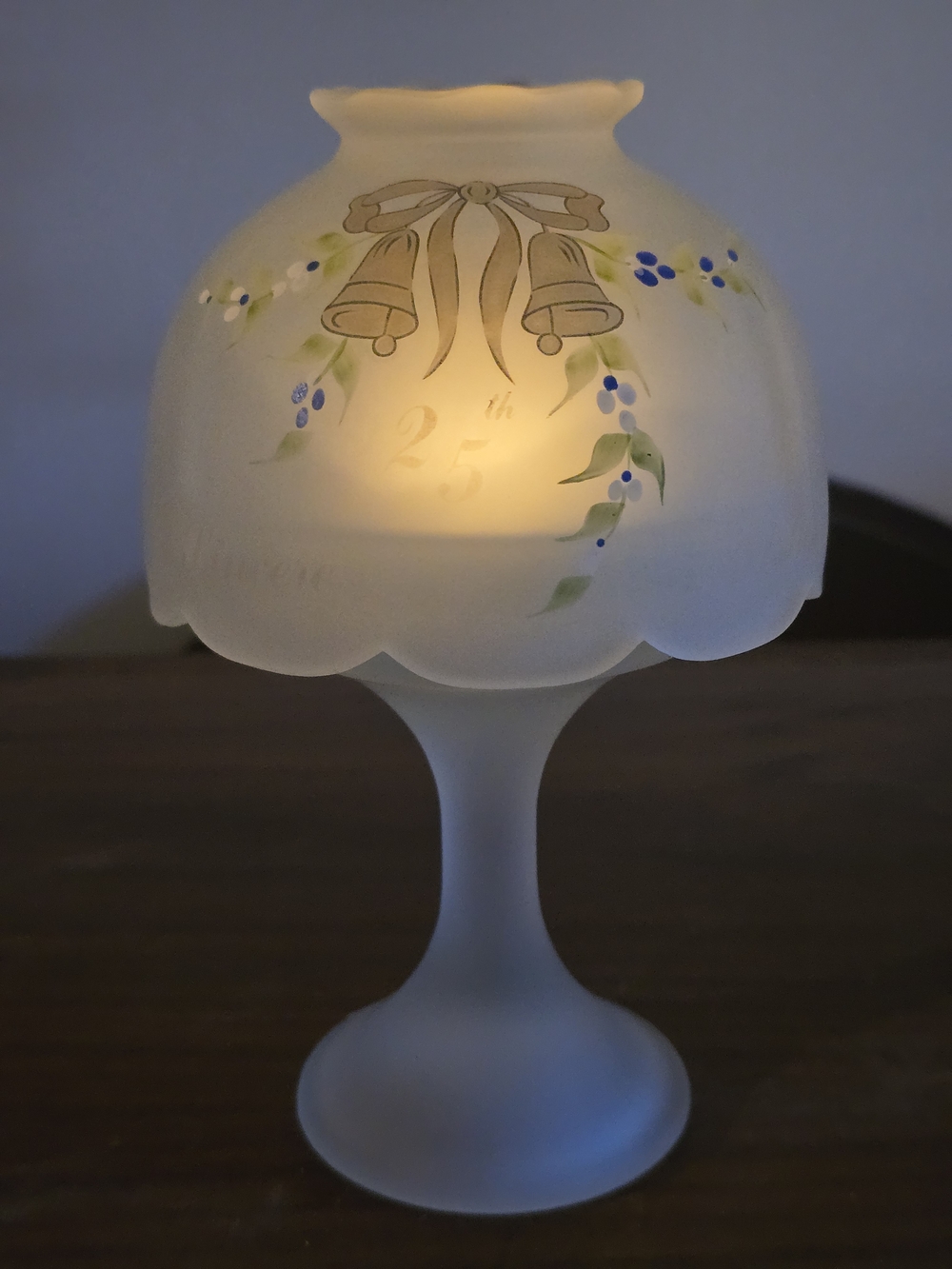 Vintage Westmoreland Fairy Lamp